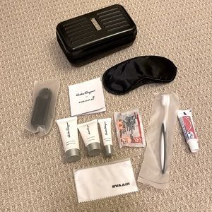 EVA Air x Salvatore Ferragamo luggage amenity travel kit (NEW) - AUTHENTHIC